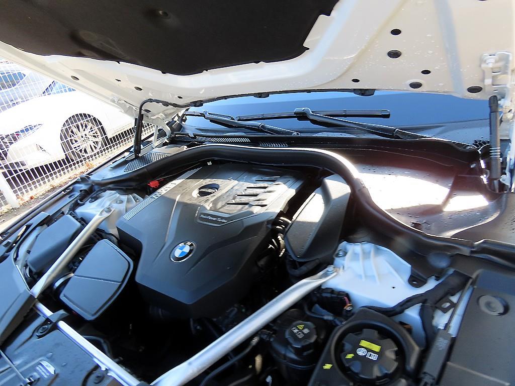 BMW 5 Series 2023 Blanco - Importación desde Corea - HF Imports Iquique - Foto 19