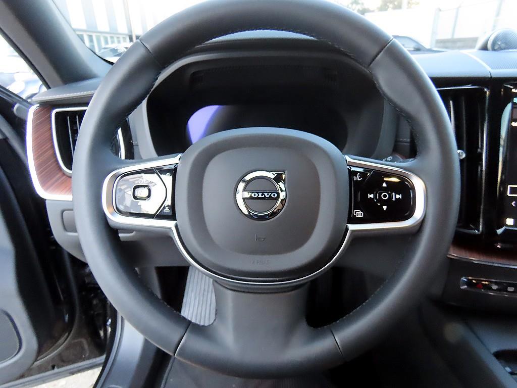 Volvo XC60 - Vista 8