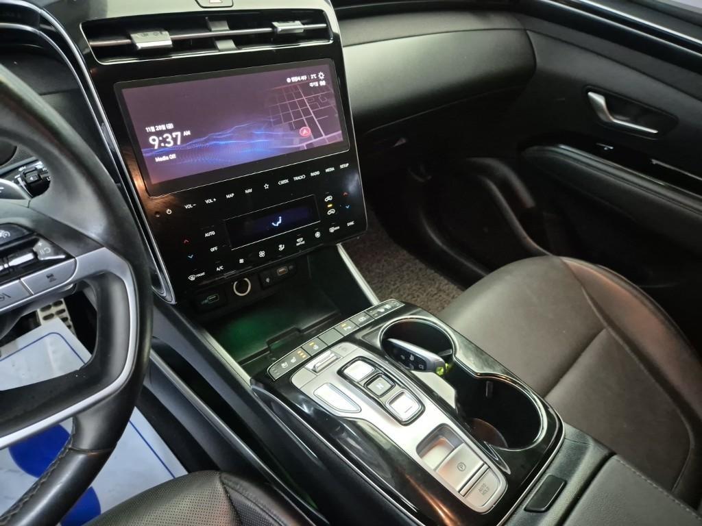 HYUNDAI Tucson - Vista 10