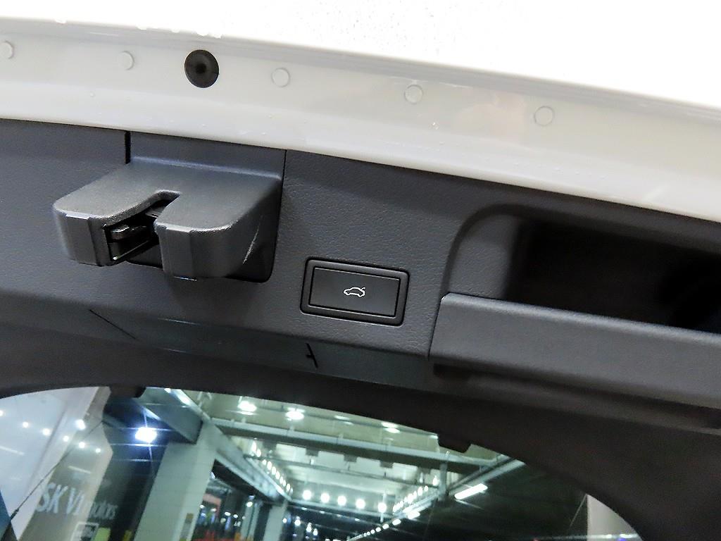 Volkswagen Arteon 2022 Blanco - Importación desde Corea - HF Imports Iquique - Foto 16