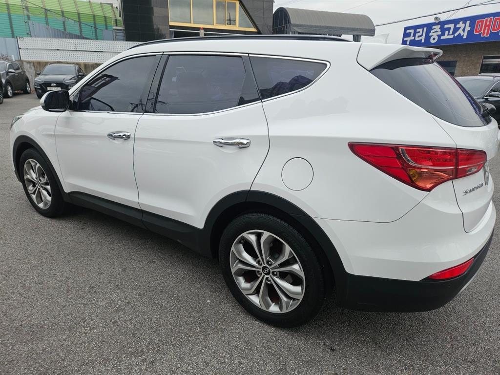 HYUNDAI Santa Fe - Vista 6