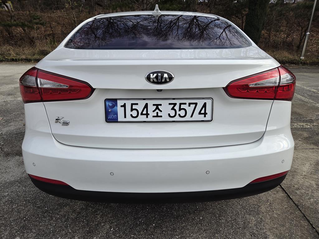 KIA K3 - Vista 4