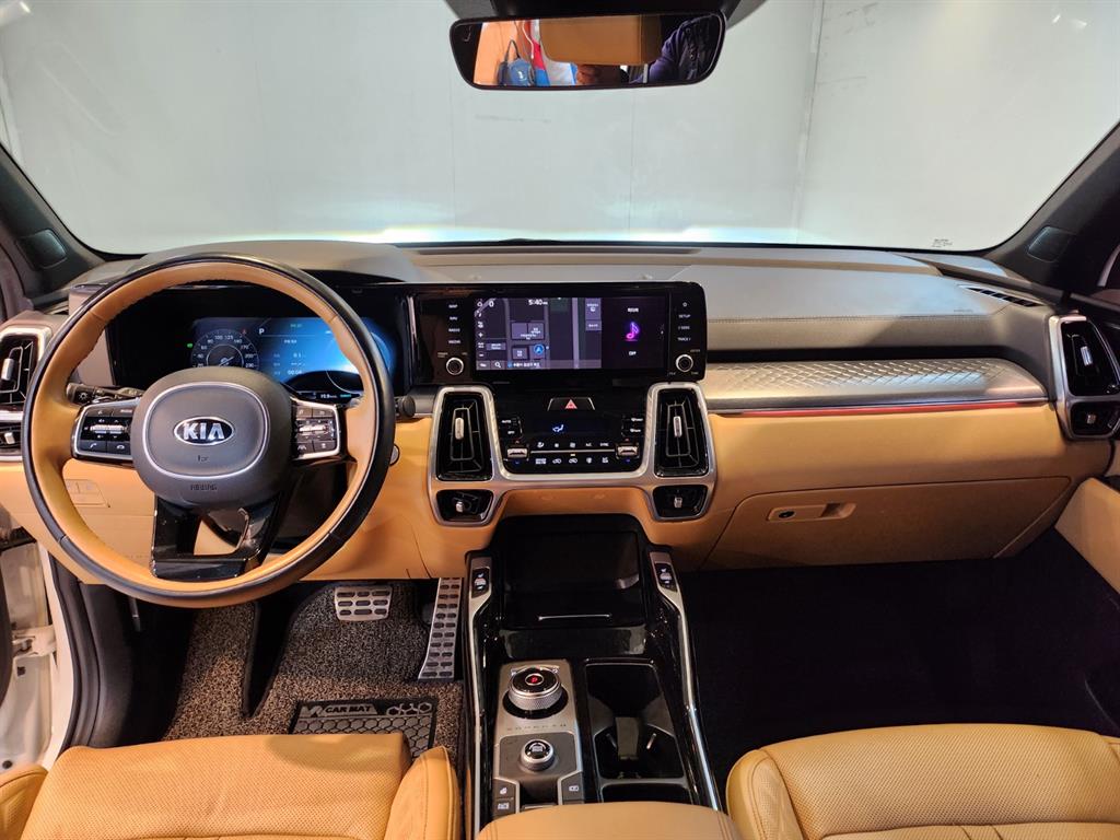 KIA Sorento - Vista 8