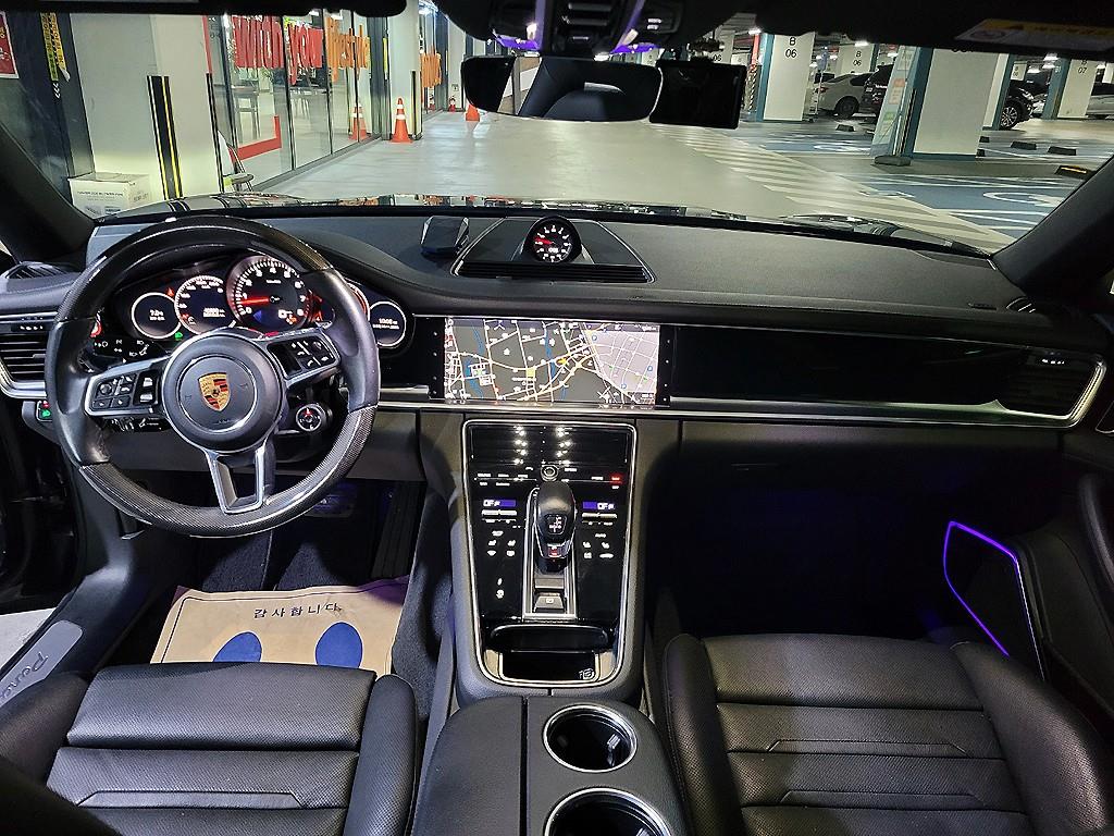 Porsche Panamera - Vista 6