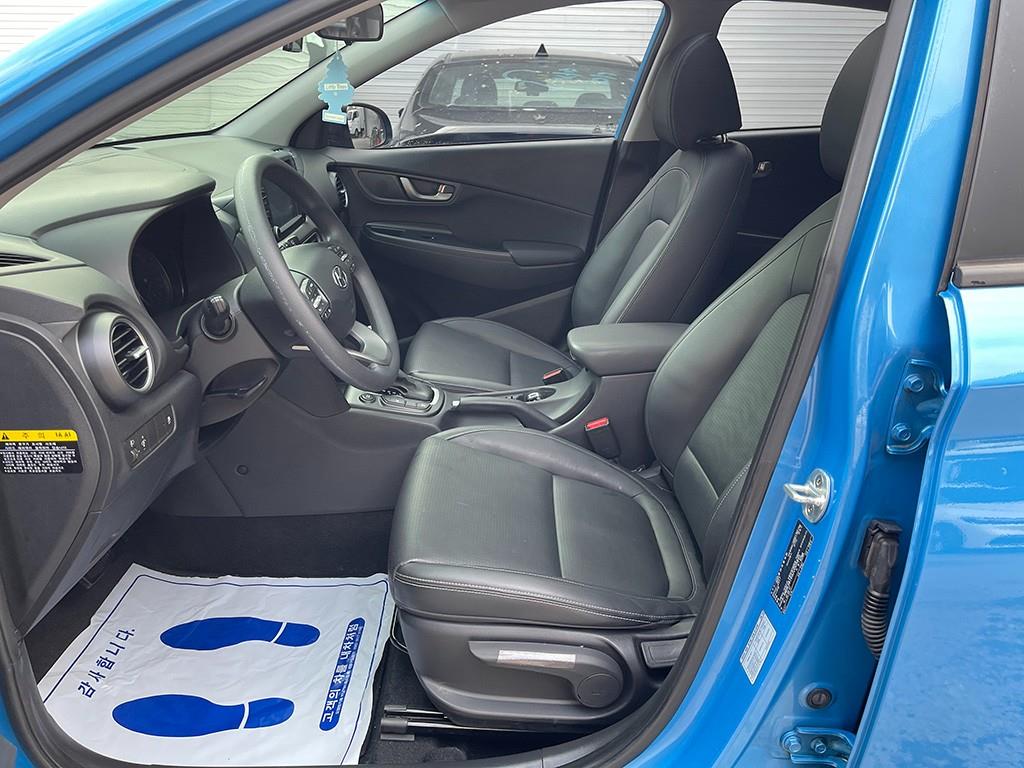 HYUNDAI Kona - Vista 5