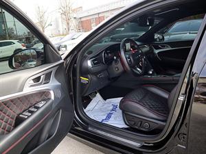 Genesis G70 - Vista 12