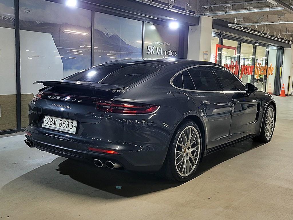 Porsche Panamera - Vista 4