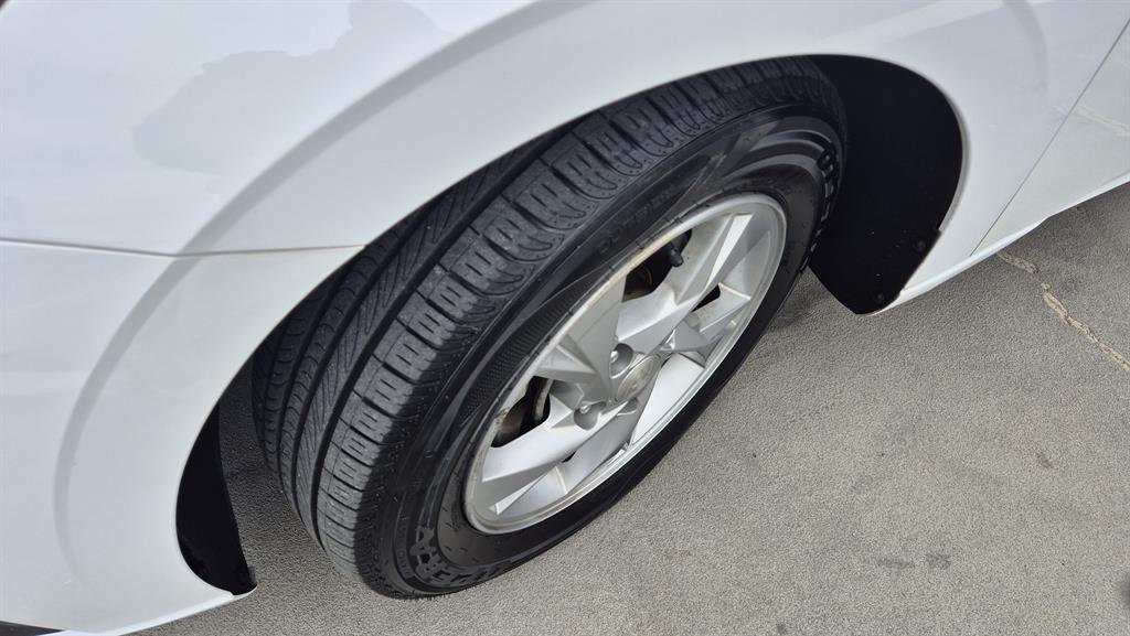 HYUNDAI Avante - Vista 11