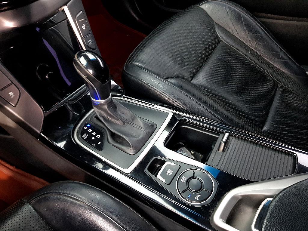 HYUNDAI i40 2012 Plateado - Importación desde Corea - HF Imports Iquique - Foto 14