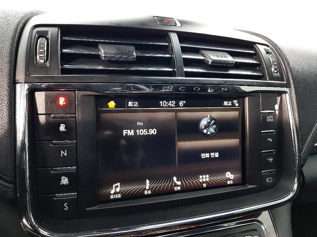 Lincoln Continental - Vista 11