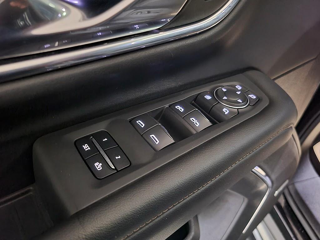 Chevrolet Tahoe - Vista 12