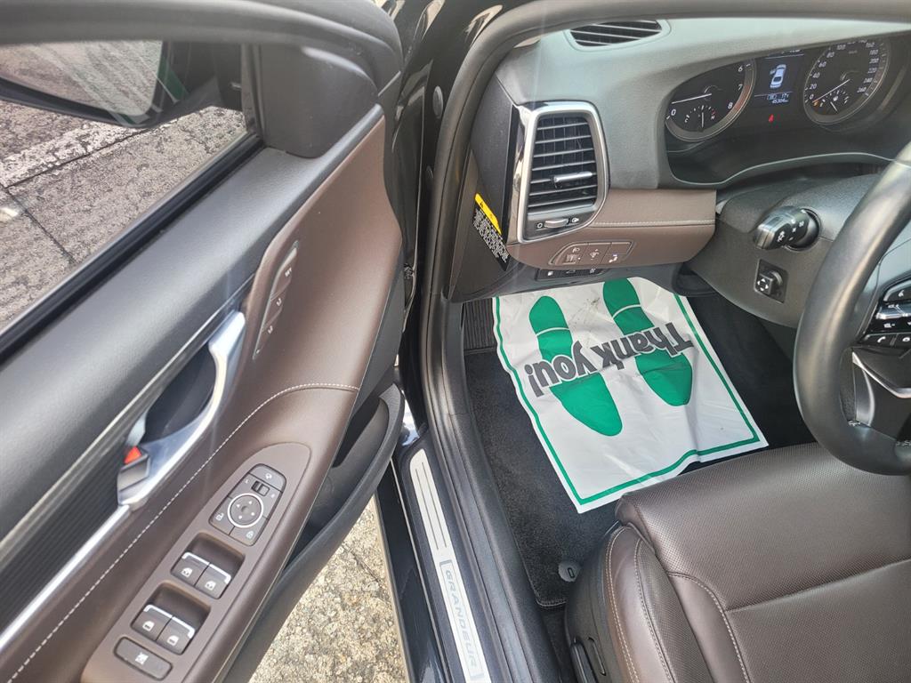 HYUNDAI Grandeur - Vista 9