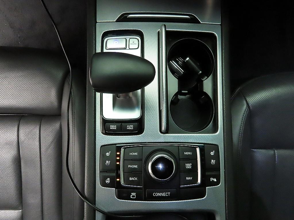 Genesis G80 - Vista 10