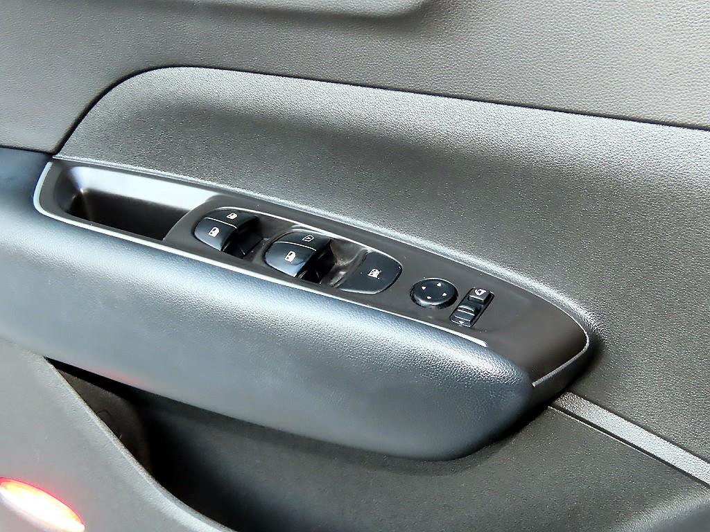 SAMSUNG QM6 - Vista 11