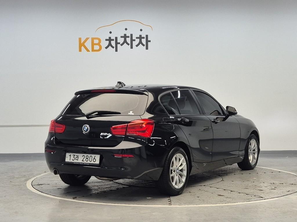 BMW 1 series - Vista 4
