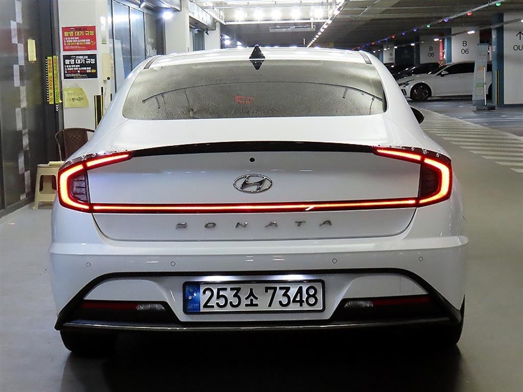 HYUNDAI Sonata - Vista 5