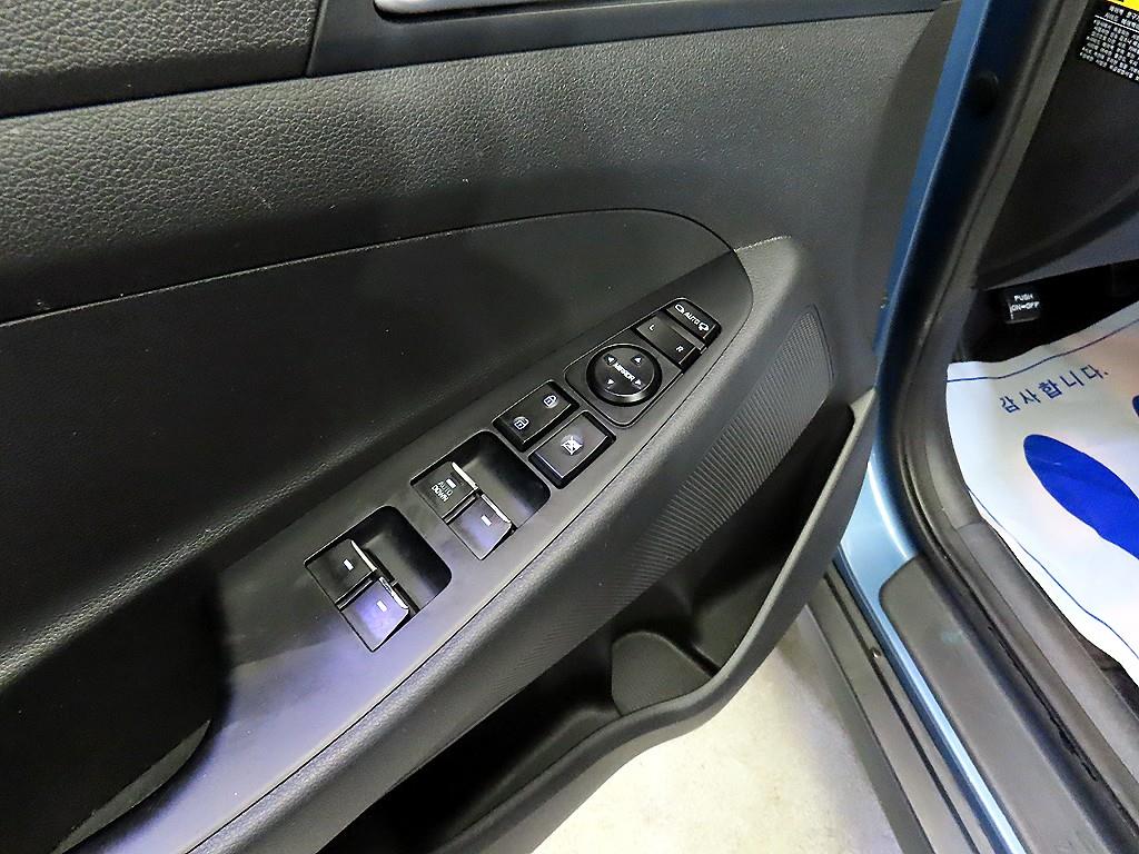 HYUNDAI Tucson 2017 Azul - Importación desde Corea - HF Imports Iquique - Foto 13