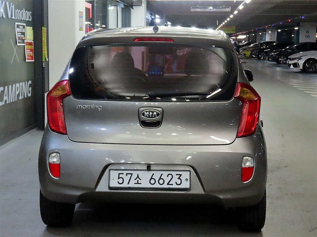 KIA Morning - Vista 5