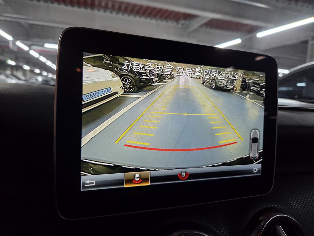 Mercedes Benz A Class 2018 Negro - Importación desde Corea - HF Imports Iquique - Foto 17