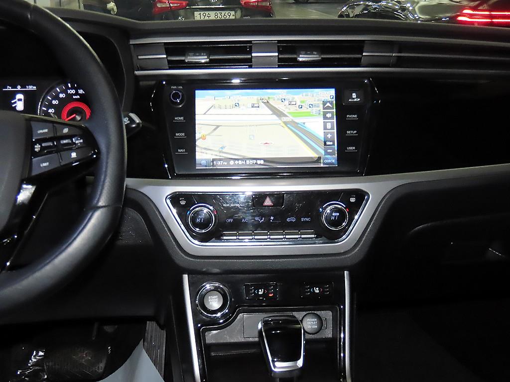 Ssangyong Korando - Vista 11