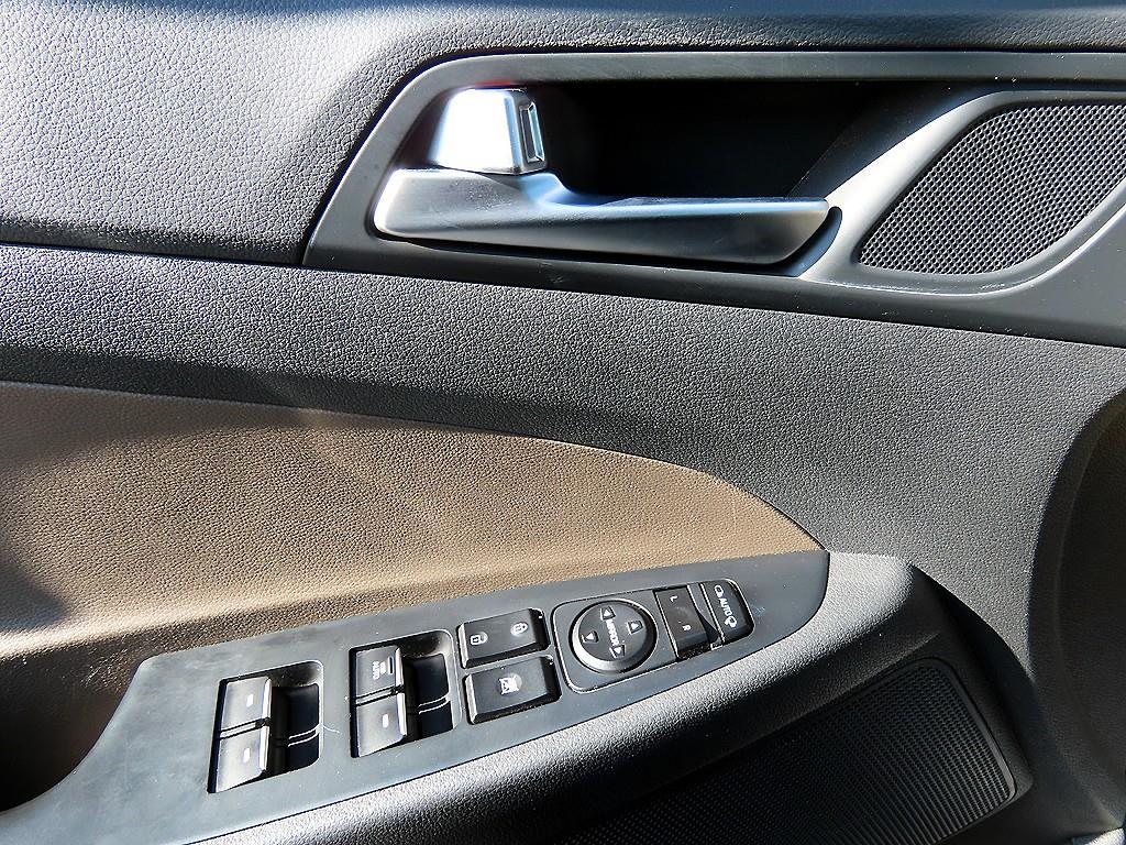 HYUNDAI Tucson - Vista 11