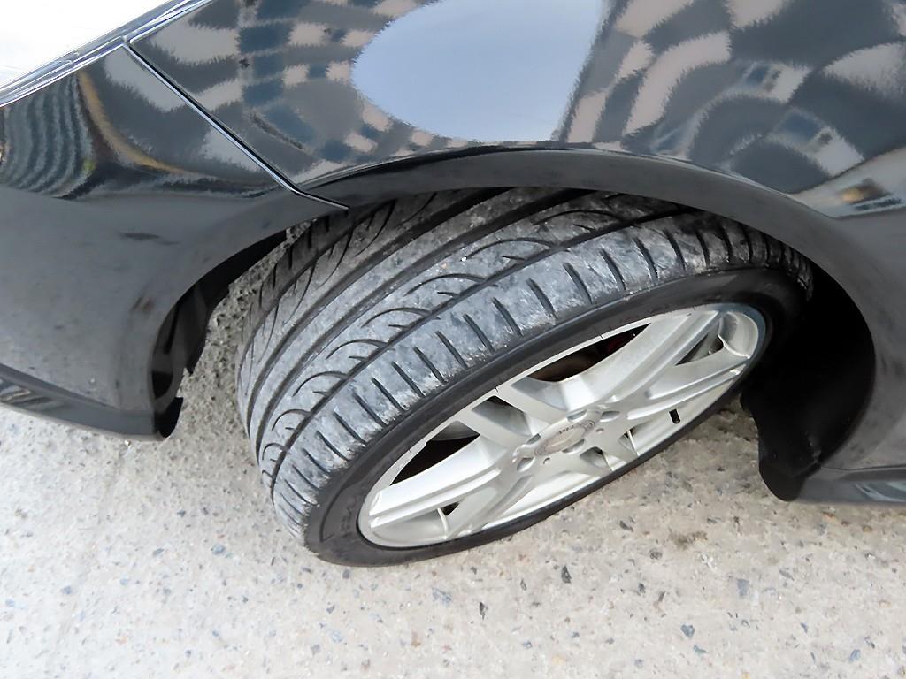 Mercedes Benz E class 2011 Negro - Importación desde Corea - HF Imports Iquique - Foto 20