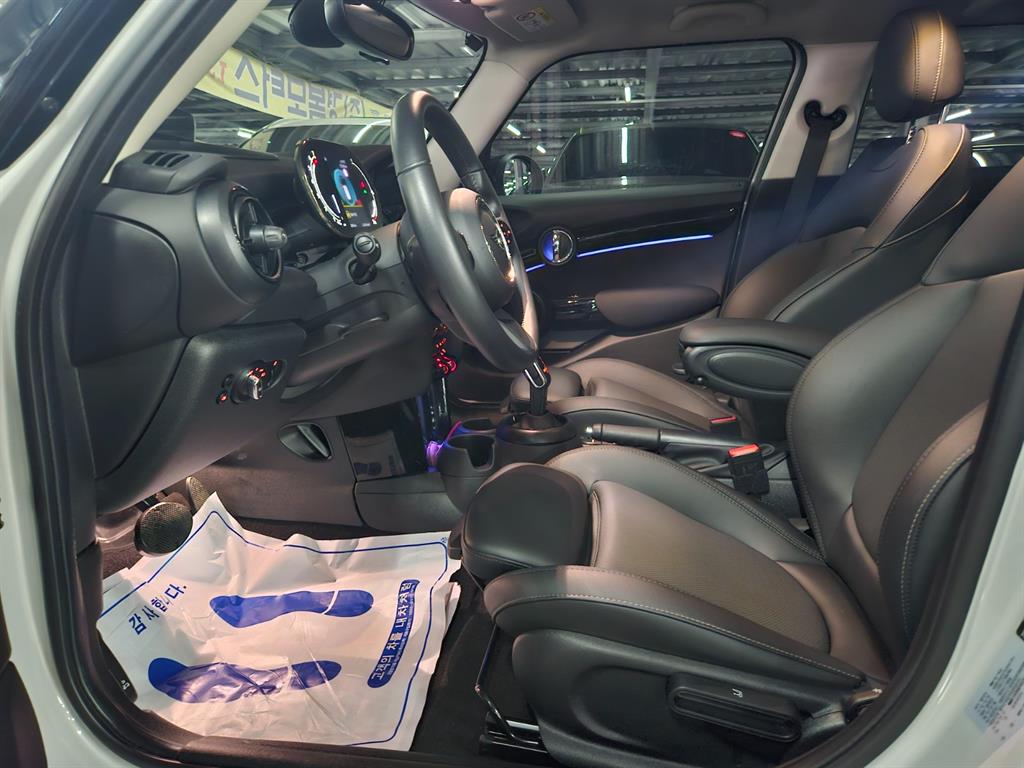 Mini Cooper - Vista 12