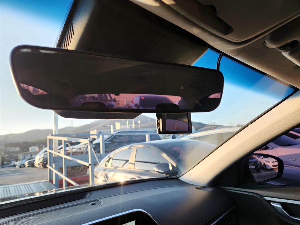 HYUNDAI Grandeur - Vista 9