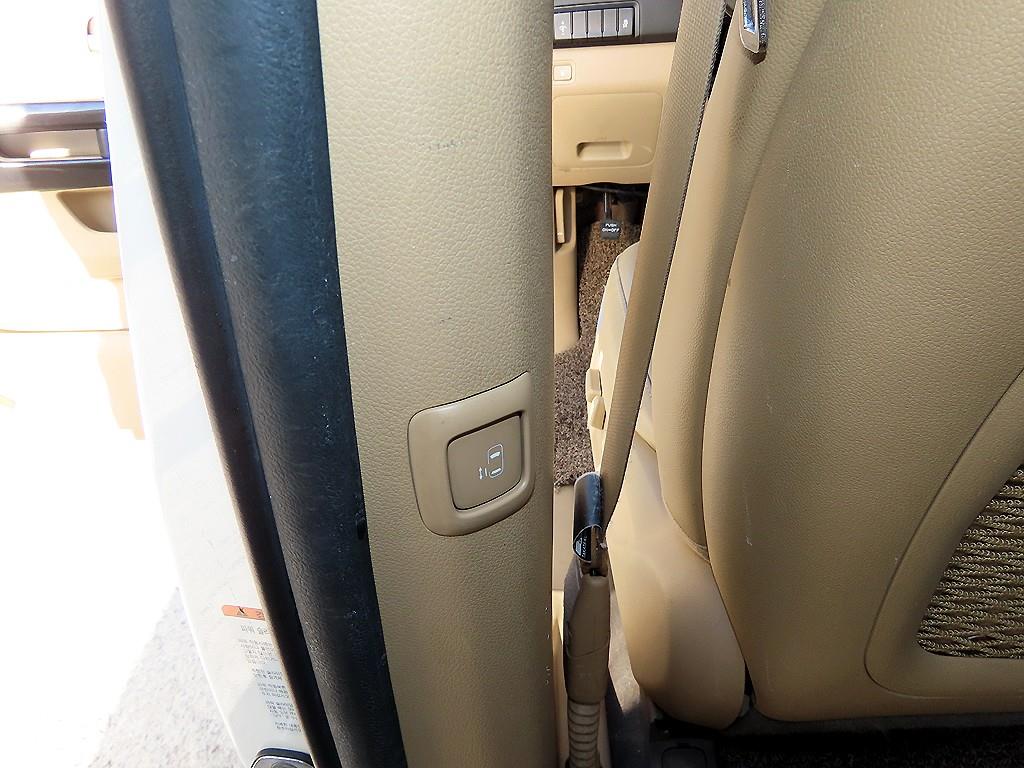 KIA Carnival 2015 Blanco - Importación desde Corea - HF Imports Iquique - Foto 18