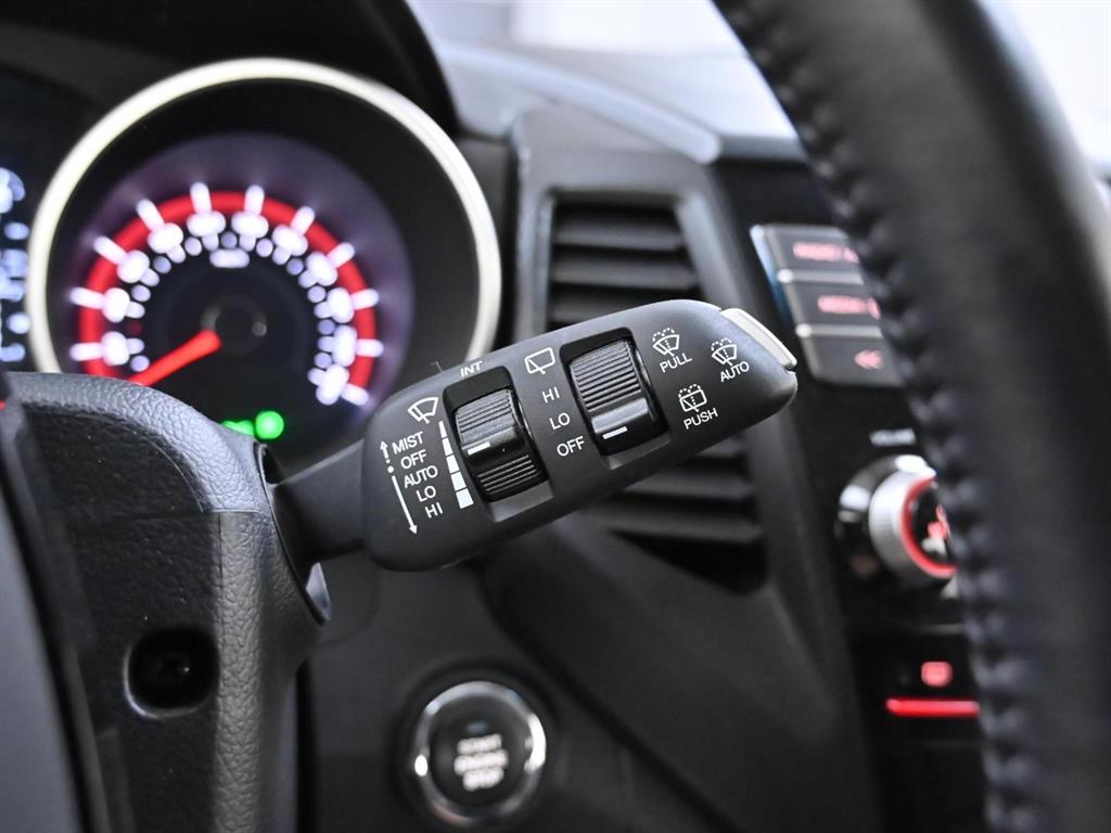 Ssangyong Tivoli 2016 Blanco - Importación desde Corea - HF Imports Iquique - Foto 17