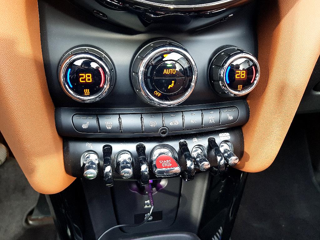 Mini Cooper Convertible - Vista 11