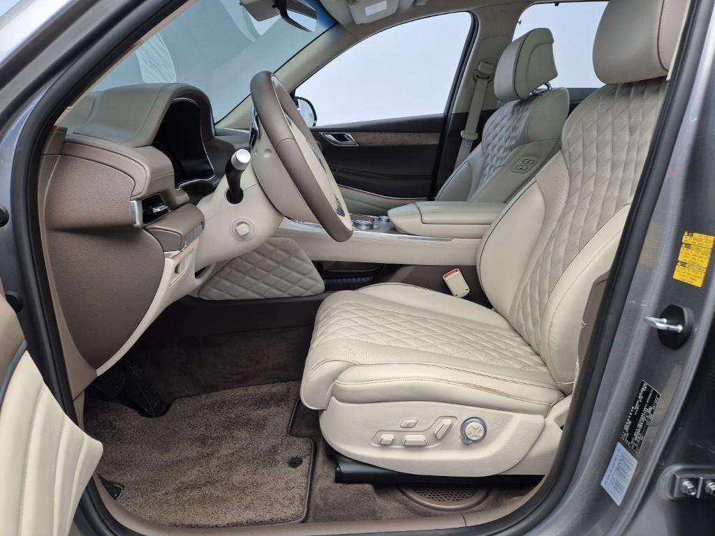 Genesis GV80 - Vista 11