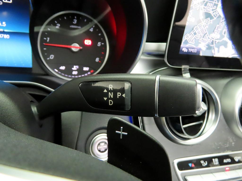 Mercedes Benz C Class - Vista 12