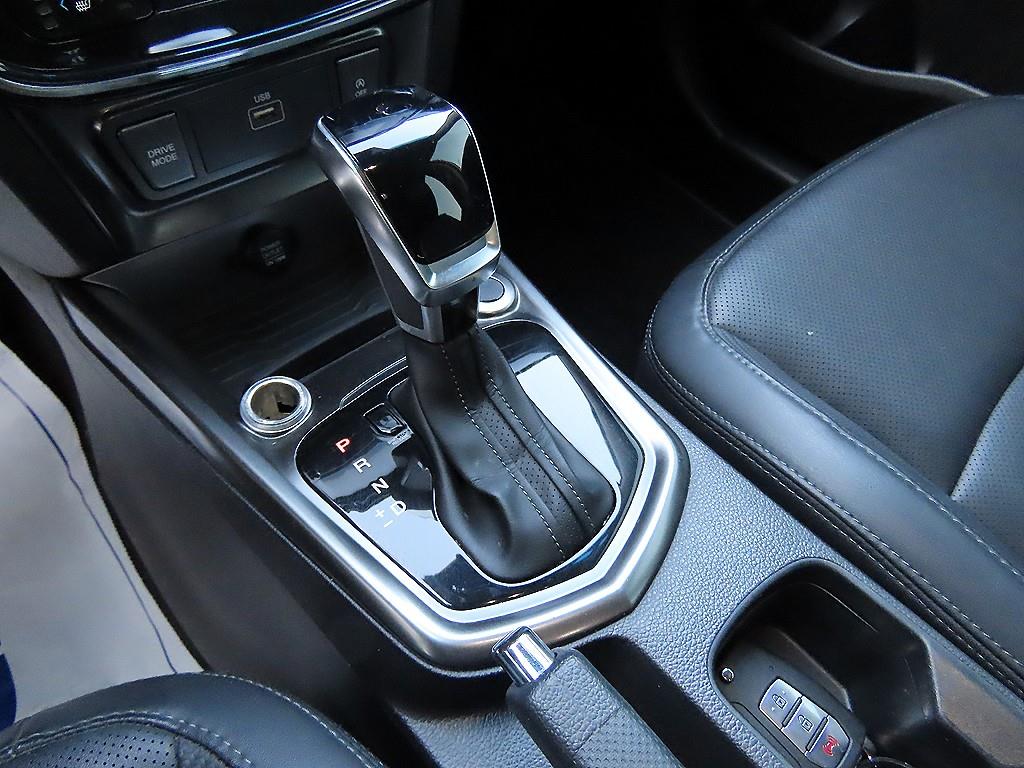 Ssangyong Tivoli - Vista 10