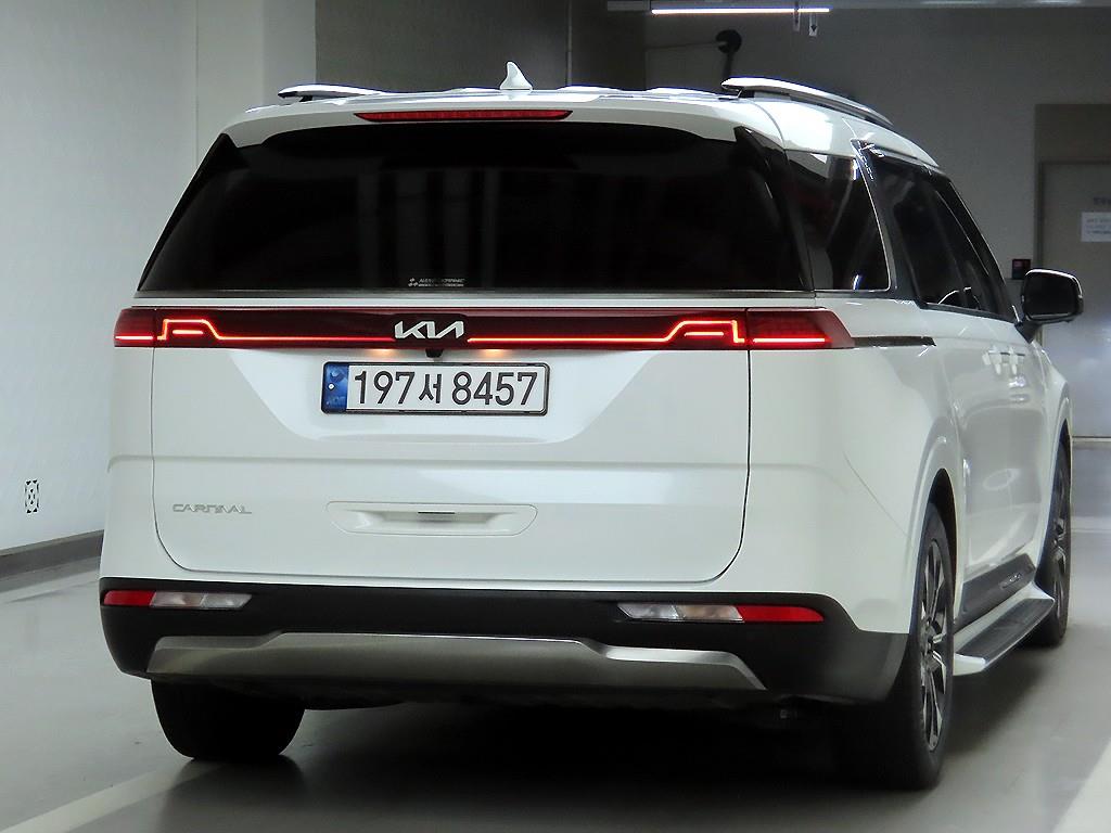 KIA Carnival - Vista 4