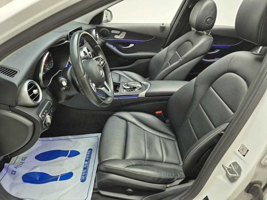 Mercedes Benz C Class - Vista 11