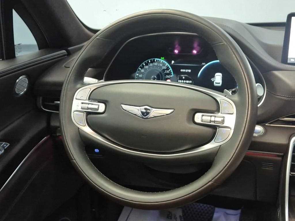 Genesis GV80 - Vista 9