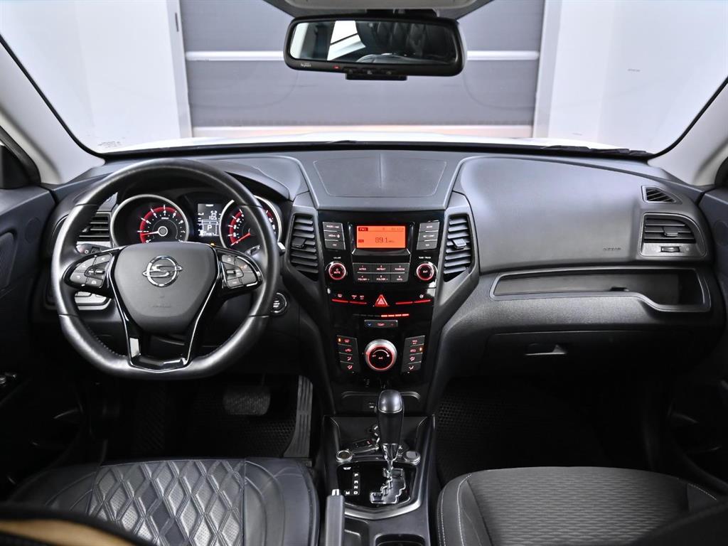 Ssangyong Tivoli - Vista 7
