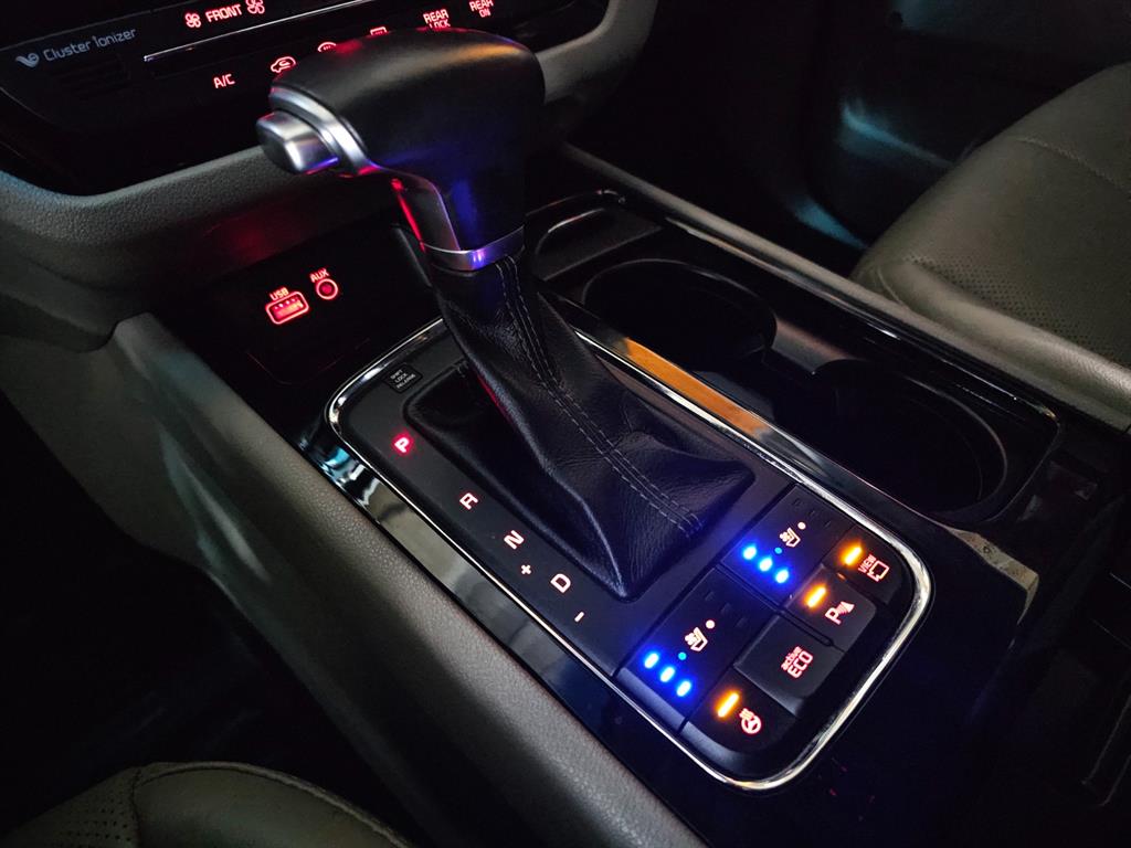 KIA Carnival 2018 Blanco - Importación desde Corea - HF Imports Iquique - Foto 13