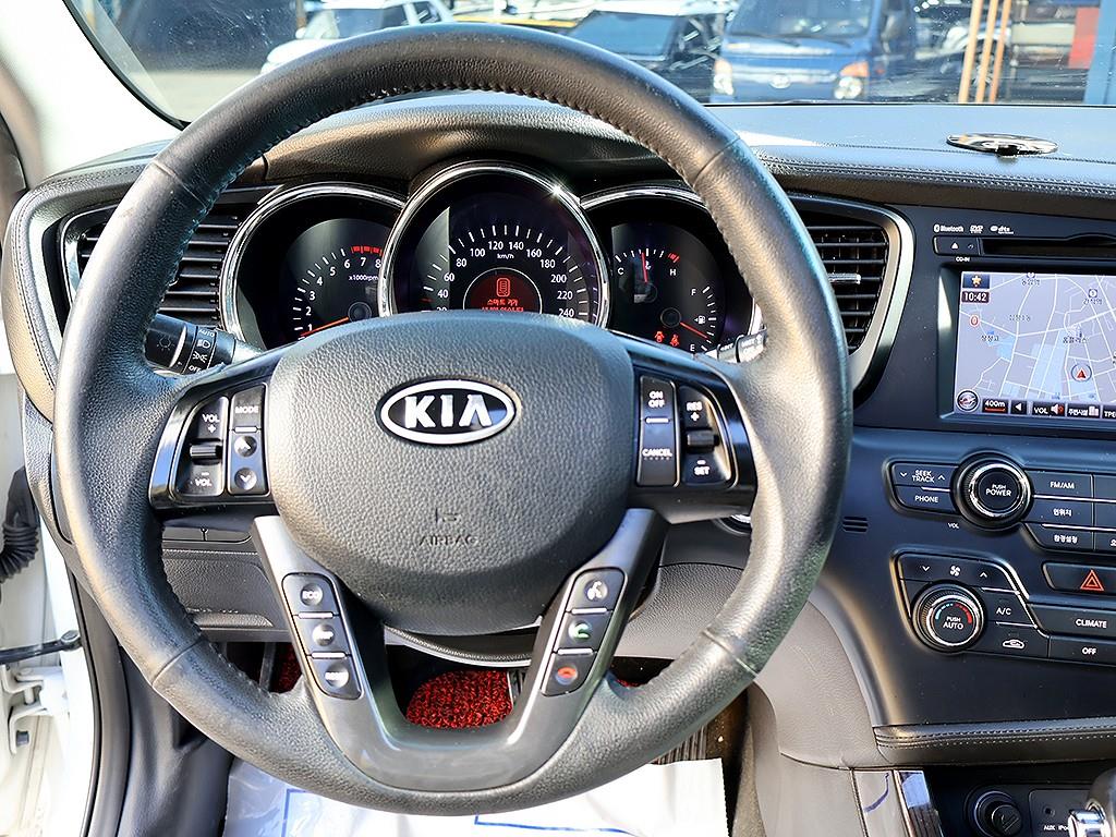 KIA K5 2012 Blanco - Importación desde Corea - HF Imports Iquique - Foto 8