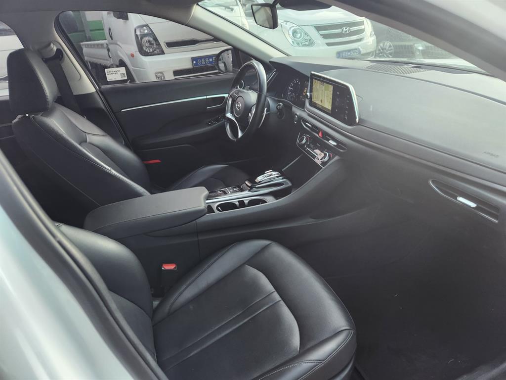 HYUNDAI Sonata - Vista 5