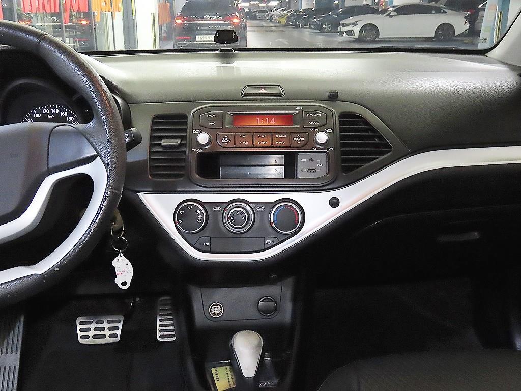 KIA Morning - Vista 11