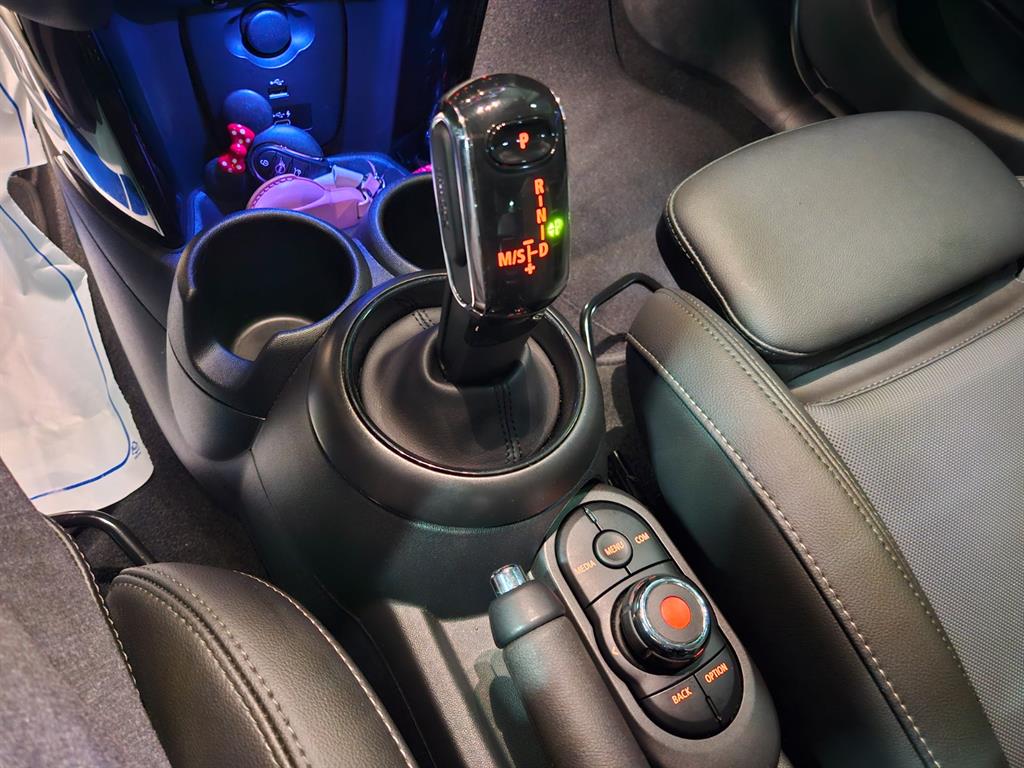 Mini Cooper - Vista 10