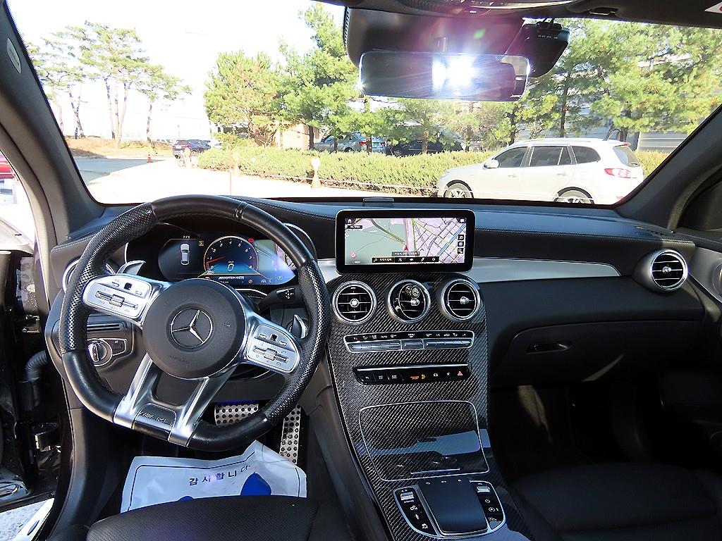 Mercedes Benz GLC Class - Vista 7