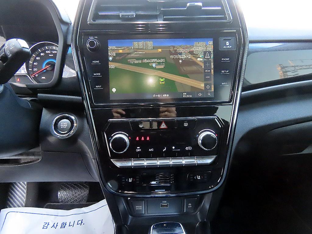 Ssangyong Tivoli 2022 Blanco - Importación desde Corea - HF Imports Iquique - Foto 13