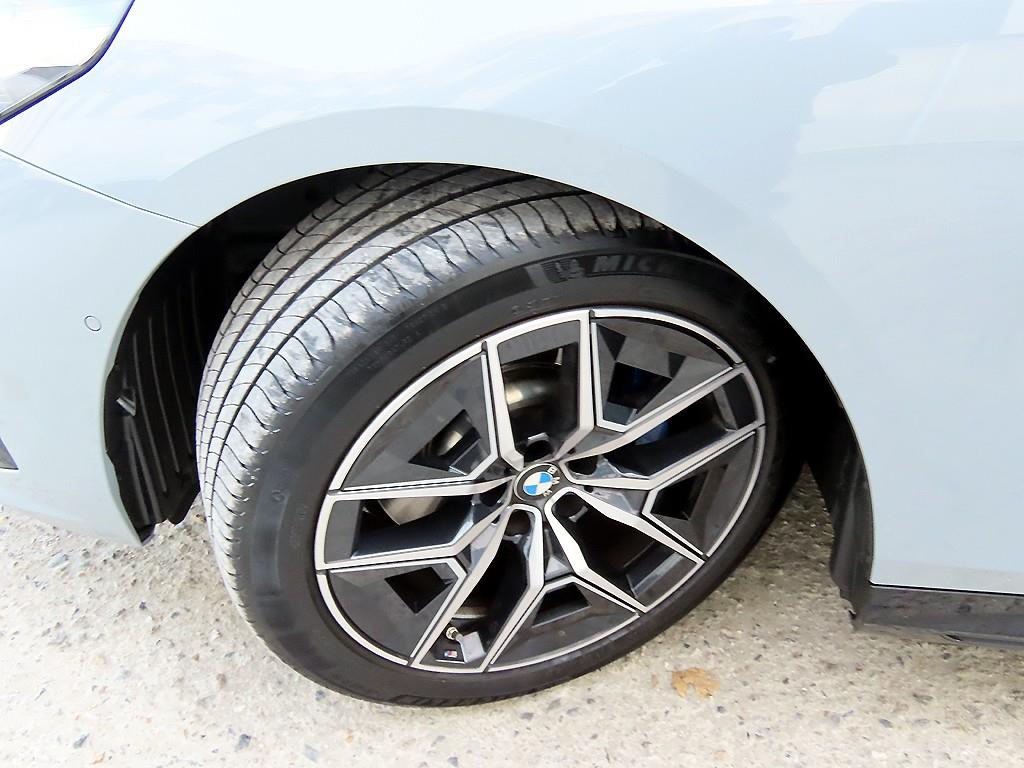 BMW 5 Series 2024 Gris - Importación desde Corea - HF Imports Iquique - Foto 20