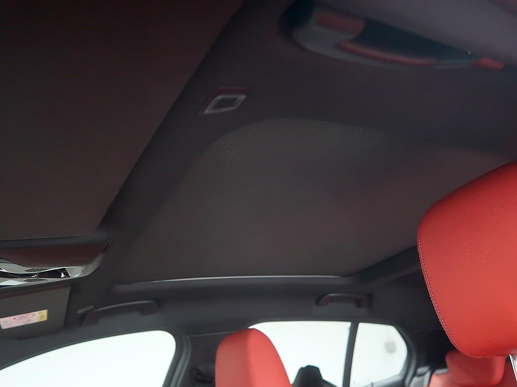 BMW 1 series 2022 Negro - Importación desde Corea - HF Imports Iquique - Foto 13