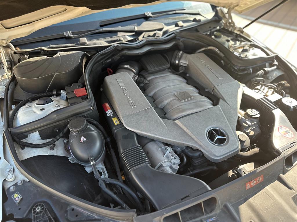 Mercedes Benz C Class - Vista 5