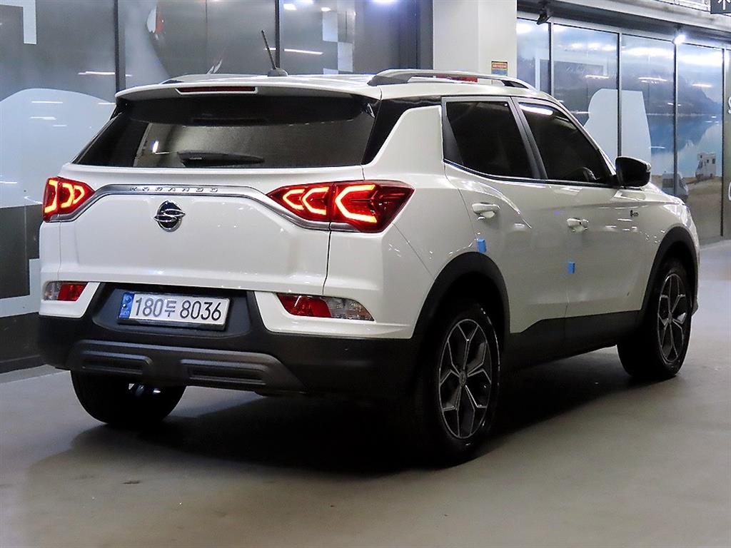 Ssangyong Korando - Vista 4