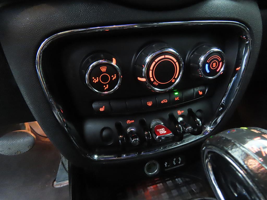 Mini Clubman - Vista 12